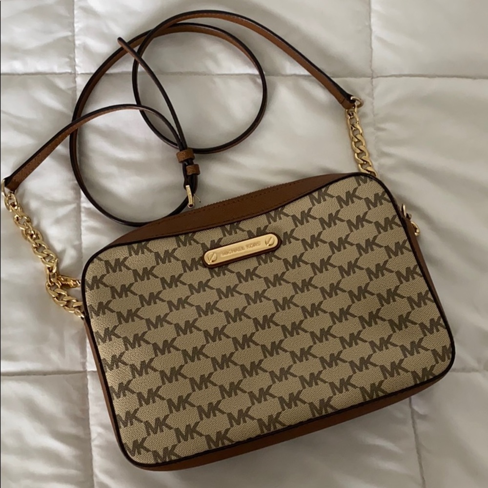 Michael Kors purse